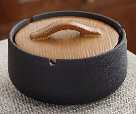 Gros Cendrier Fermé