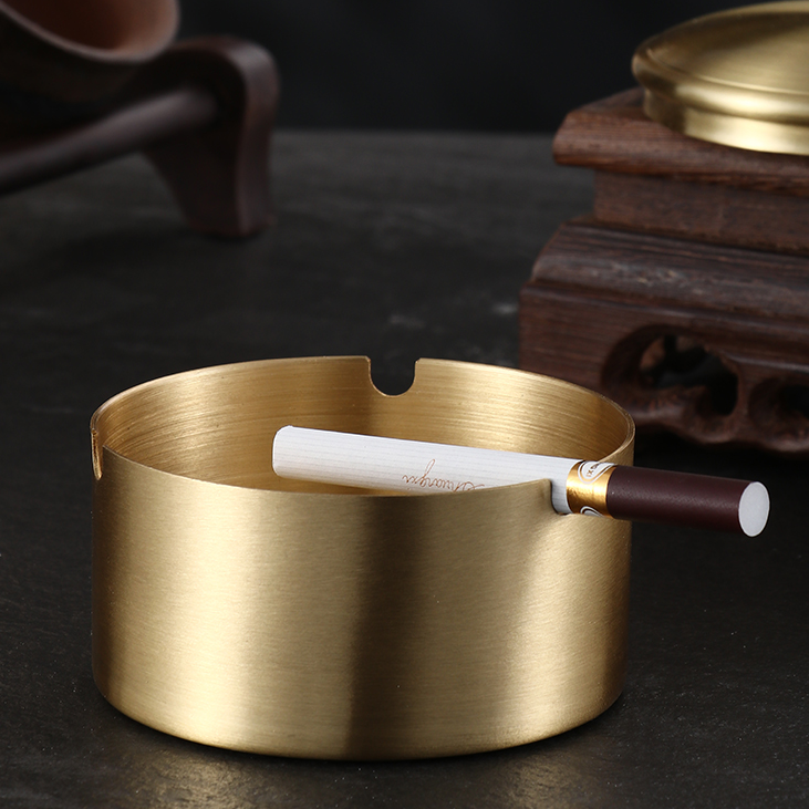 cendrier cuivre ancien