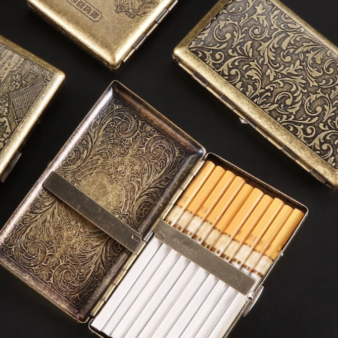 Etui à cigarette vintage