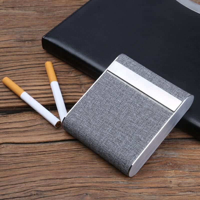 Etui à cigarette en cuir