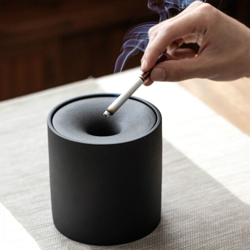 Cendrier design au style épuré