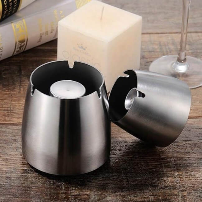 Cendrier extérieur en inox résistant au froid